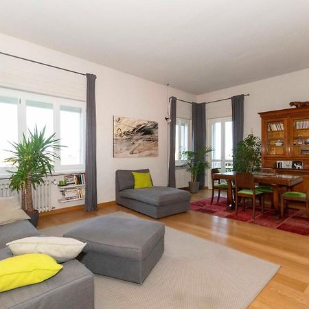 Charming Apartment With Parking! トリノ エクステリア 写真