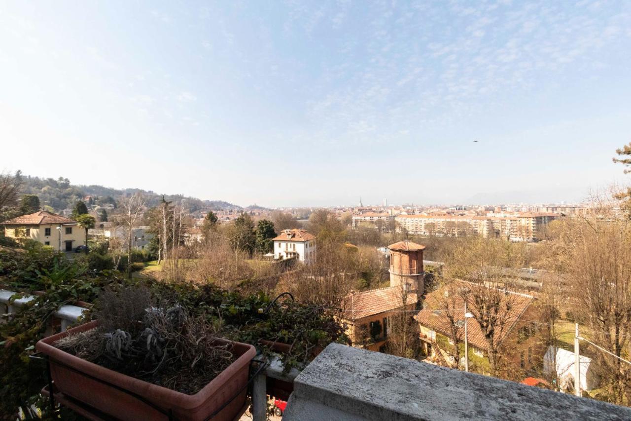 Charming Apartment With Parking! トリノ エクステリア 写真