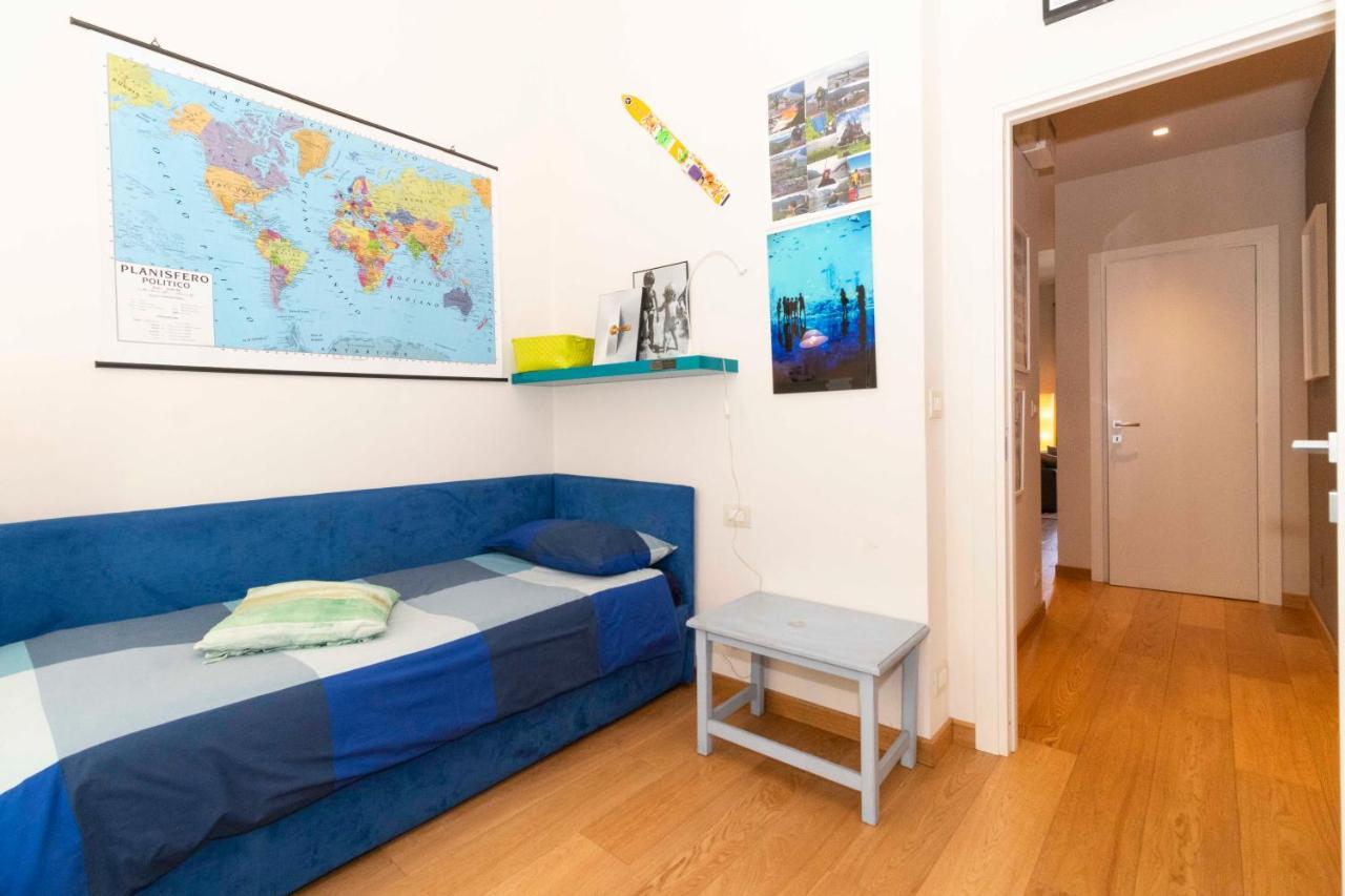 Charming Apartment With Parking! トリノ エクステリア 写真